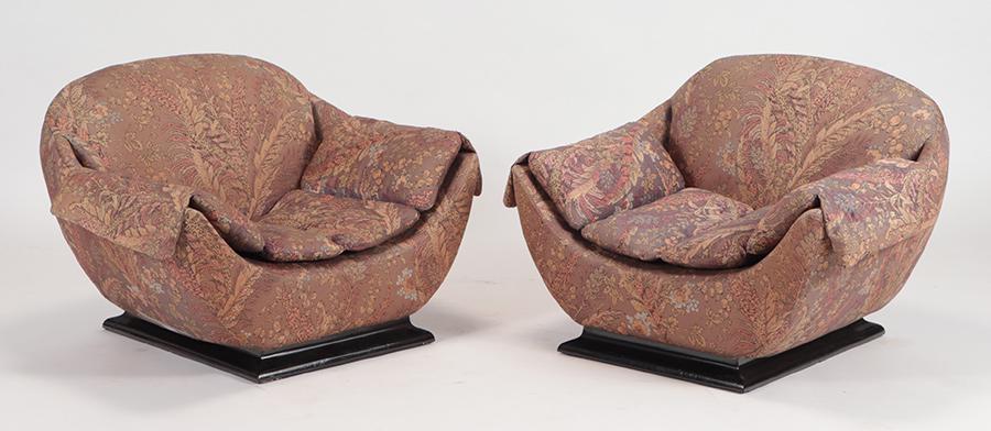 PAIR GONDOLA FORM CHAIRS C.1955 (1 of 7)