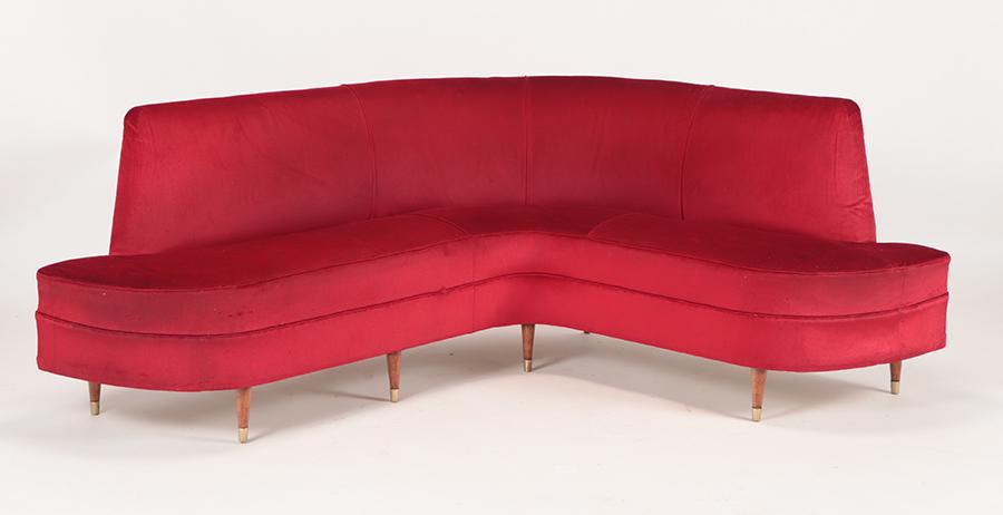 AN ITALIAN CORNER SOFA C 1950.: An Italian corner sofa C 1950. Ht: 31" Wd: 93.5" Dpth: 46" Seat Height: 17.5"