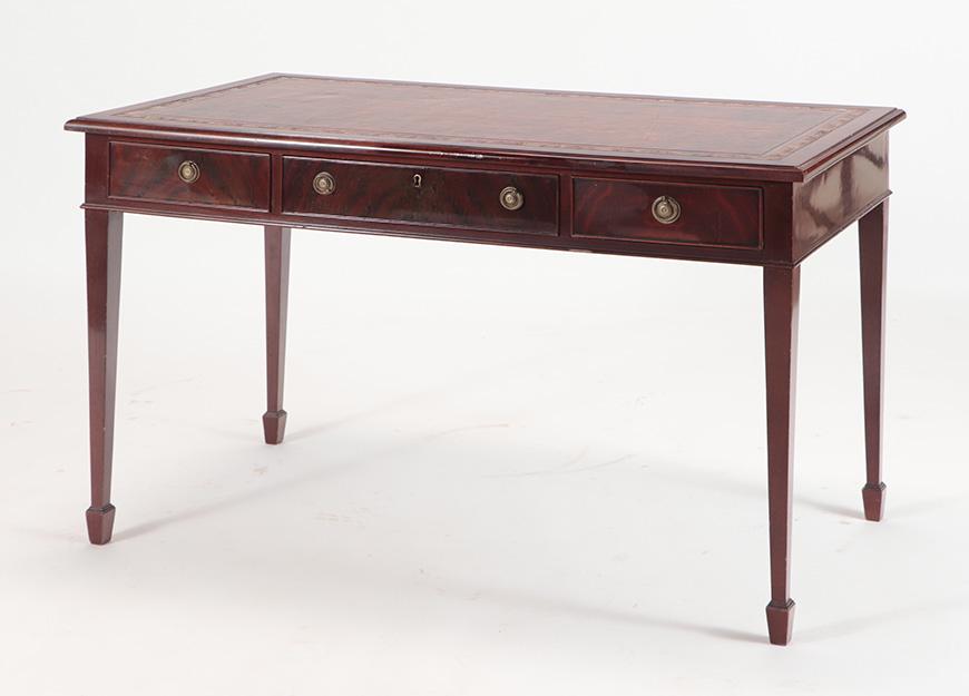 GEORGE III STYLE LEATHER TOP WRITING DESK C.1940 (1 of 7)