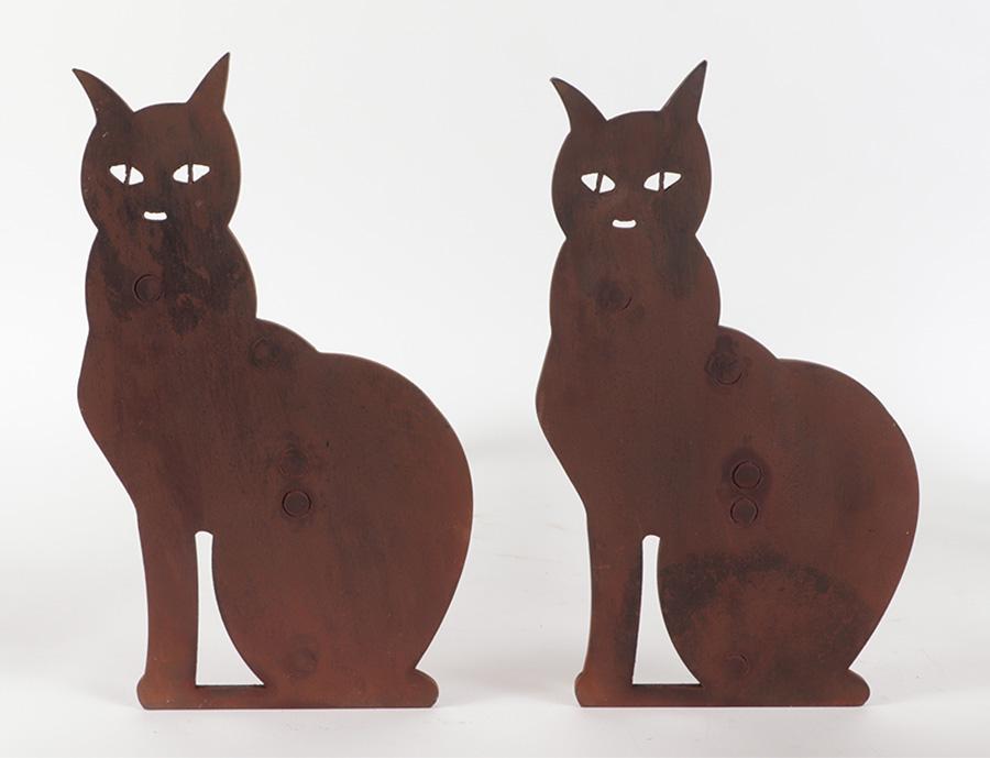 A PAIR OF IRON ANDIRONS IN THE FORM OF CATS. (1 of 5)