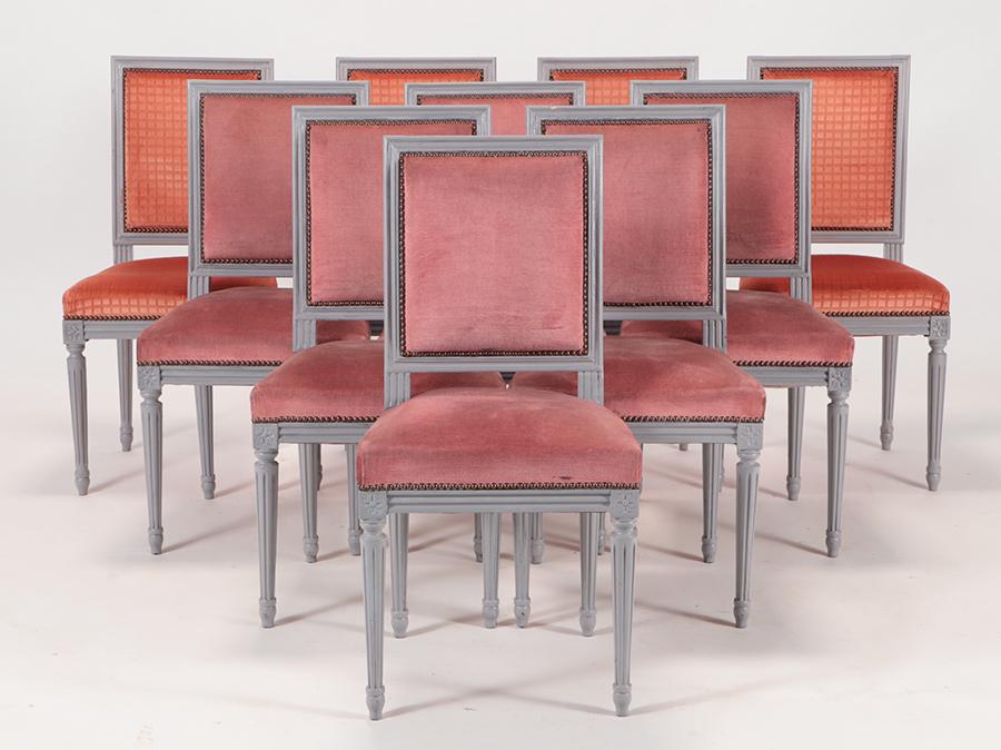 A SET OF TEN PAINTED DINING CHAIRS IN THE LOUIS: A set of ten painted dining chairs in the Louis XVI style C 1940. Ht: 36.75" Wd: 18.5" Dpth: 20" Seat: 19"