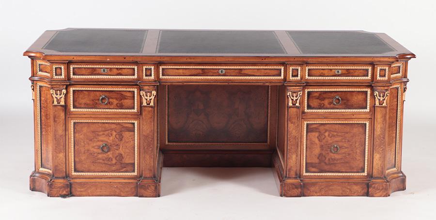 EXECUTIVE DESK BY FRANCESCO MOLON (1 of 7)