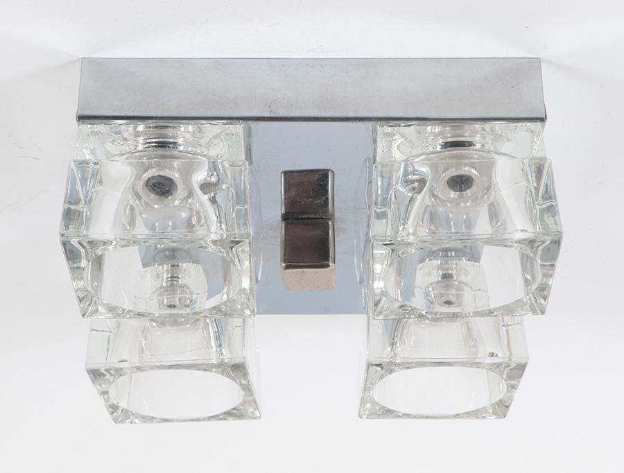 CHROME AND GLASS LIGHT FIXTURE BY LIGHTOLIER. (1 of 4)