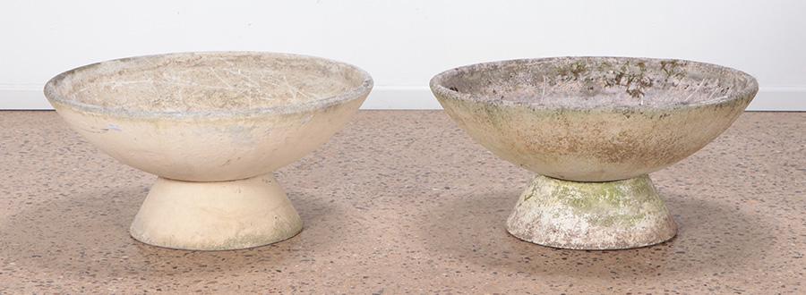 A PAIR OF TWO PART WILLY GUHL PLANTERS IN CAST (1 of 5)