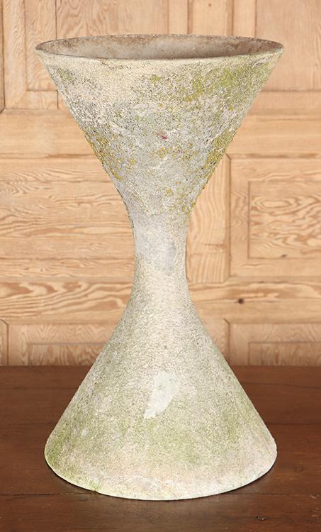FRENCH CAST STONE WILLY GUHL HOURGLASS FORM PLANTER C 1970. (1 of 4)