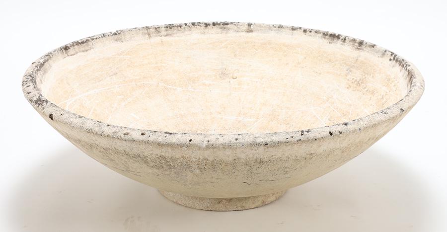 LARGE FRENCH WILL GUHL STYLE CAST STONE PLANTER C 1970. (1 of 4)