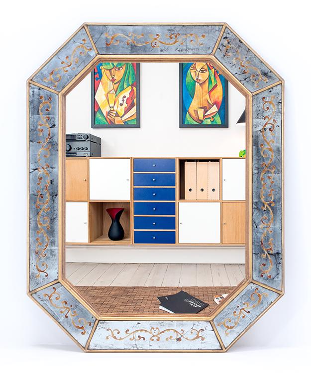 EIGHT SIDED EGLOMISE DECORATED MIRROR BY JANSEN. (1 of 5)