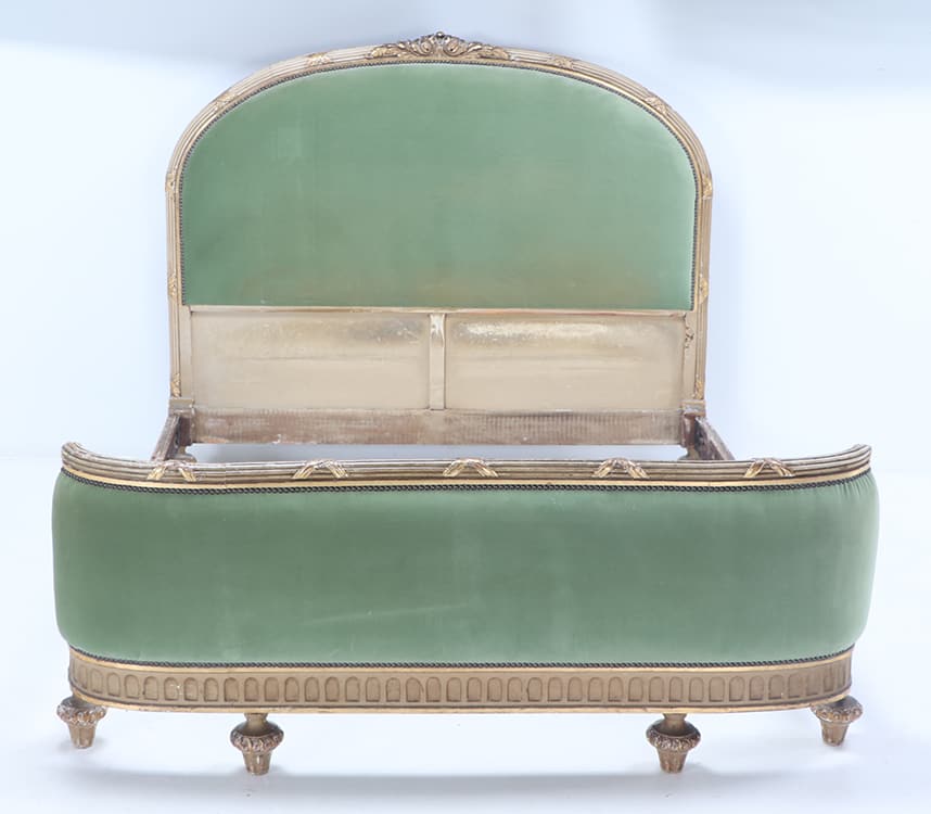 PAINTED, CARVED AND GILTWOOD FRENCH QUEEN  BED C 1900 HAVING ARCHED HEADBOARD. (1 of 6)