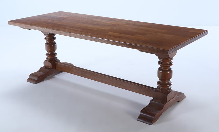 FRENCH OAK FARM TABLE WITH STRETCHER BASE. (1 of 5)