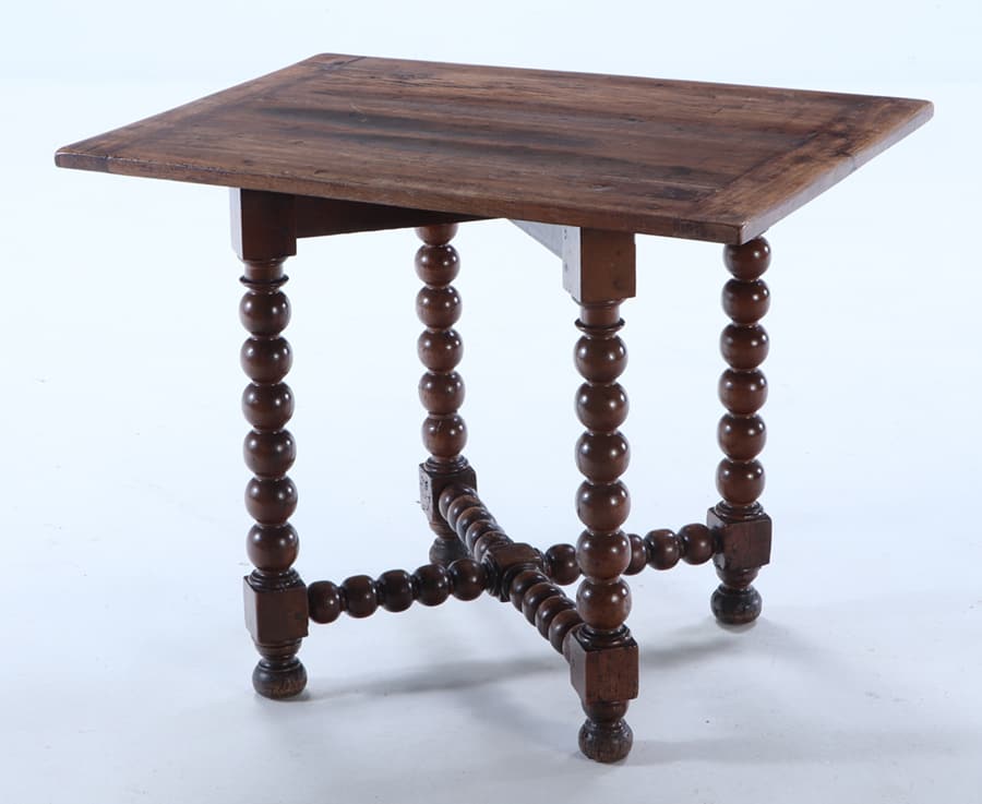 NINETEENTH CENTURY FRENCH RECTANGULAR TABLE ON SPOOL TURNED BASE. (1 of 5)