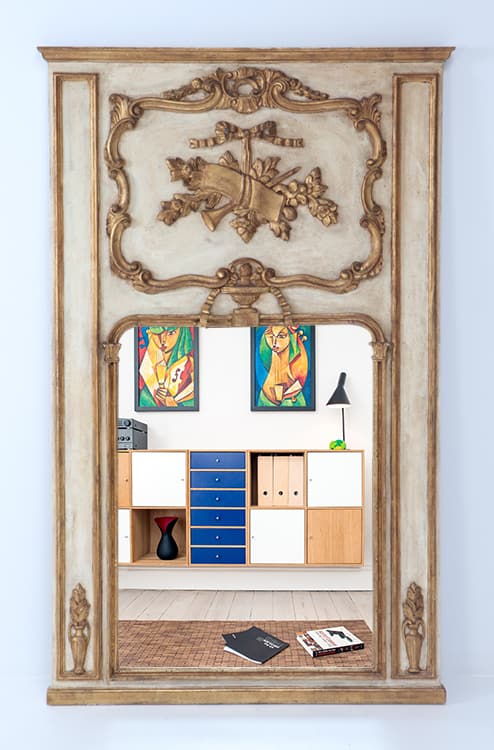 LOUIS XV STYLE GILT WOOD MIRROR C 1940. (1 of 8)