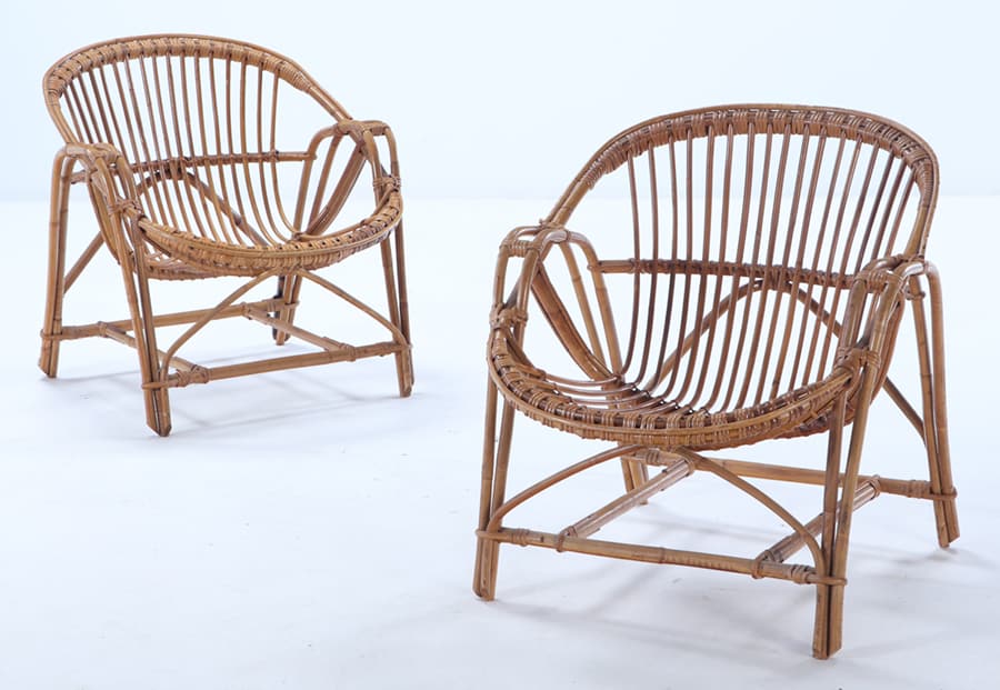 A PAIR OF FRENCH RATTAN ARM CHAIRS CIRCA 1950 (1 of 10)