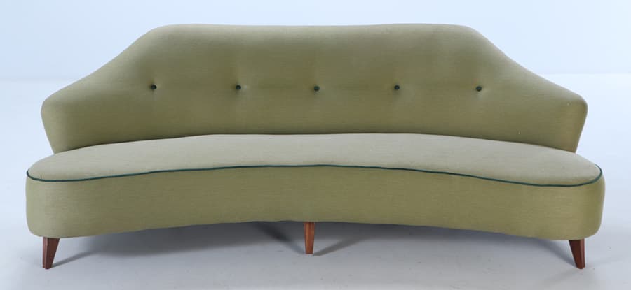 A MID CENTURY MODERN CURVED UPHOLSTERED SOFA WITH SLOPING BACK AND NEW UPHOLSTER C. 1950 (1 of 6)