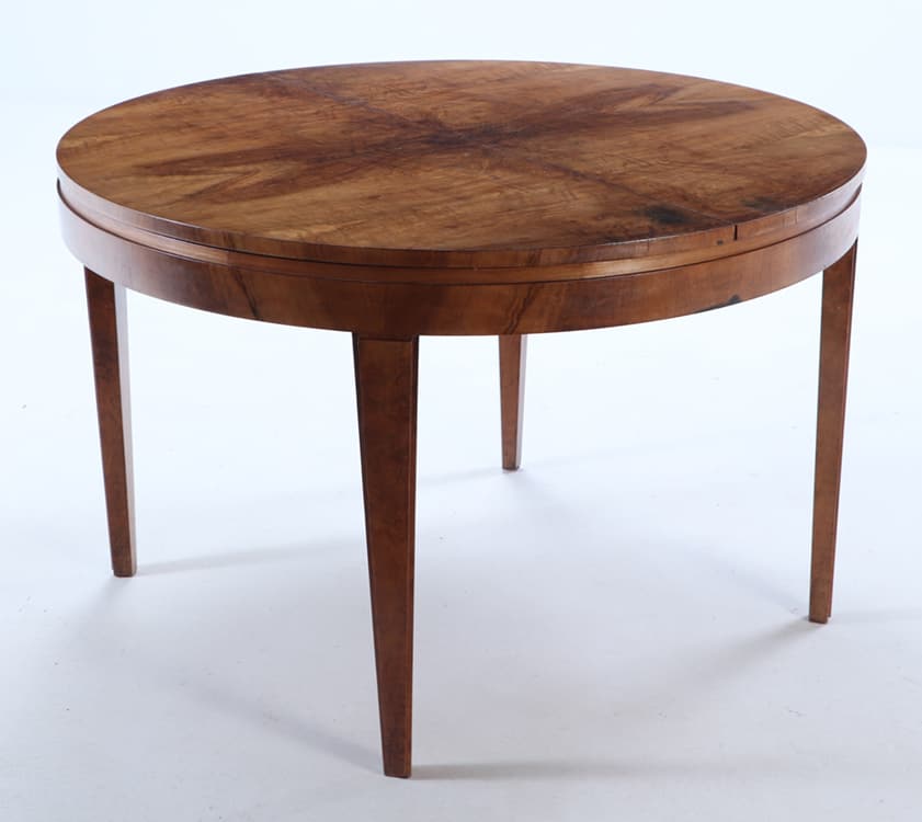 FRENCH BURL WALNUT DINING TABLE IN THE MANNER OF ARBUS HAVING ONE LEAF C 1940. (1 of 5)