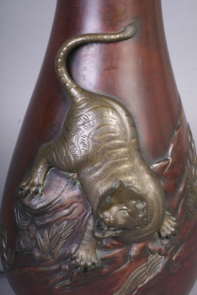 ASIAN SOLID BRONZE TIGER TABLE LAMP - 5