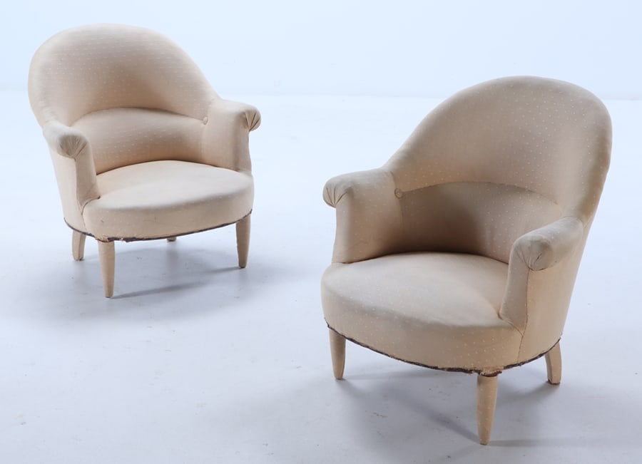 PAIR FRENCH CLUB CHAIRS WITH FABRIC COVERED LEGS IN THE MANNER OF JANSEN C 1950. (1 of 8)