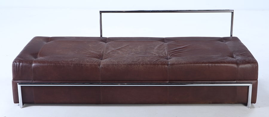 AN ITALIAN MID CENTURY MODERN POLISHED CHROME LEATHER DAY BED EILEEN GREY. (1 of 7)