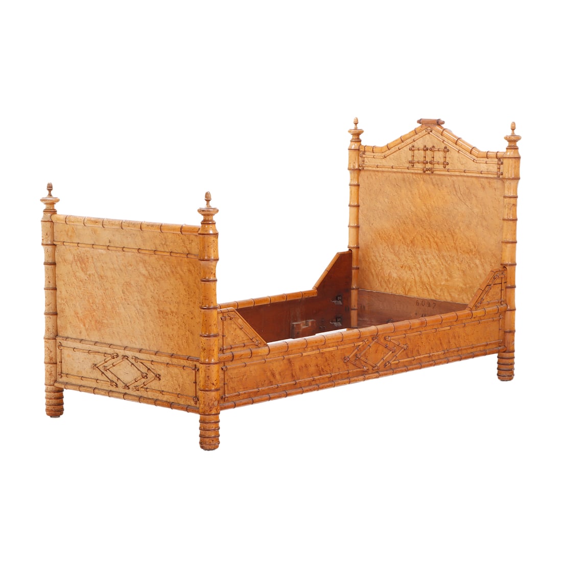 FAUX BAMBOO DAYBED IN BIRDSEYE MAPLE C 1880.: Faux bamboo daybed in birdseye maple C 1880. interior - W:34.75 D:73.5 Ht: 46.5" Wd: 38.75" Dpth: 78.5"