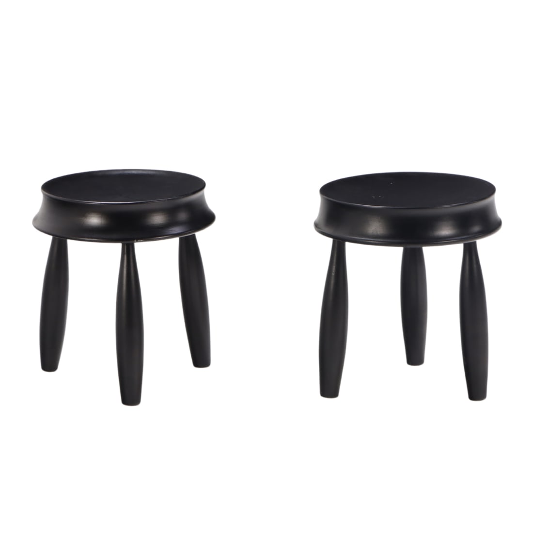 PAIR OF EBONIZED WOOD STOOLS ON SHAPED LEGS. (1 of 4)