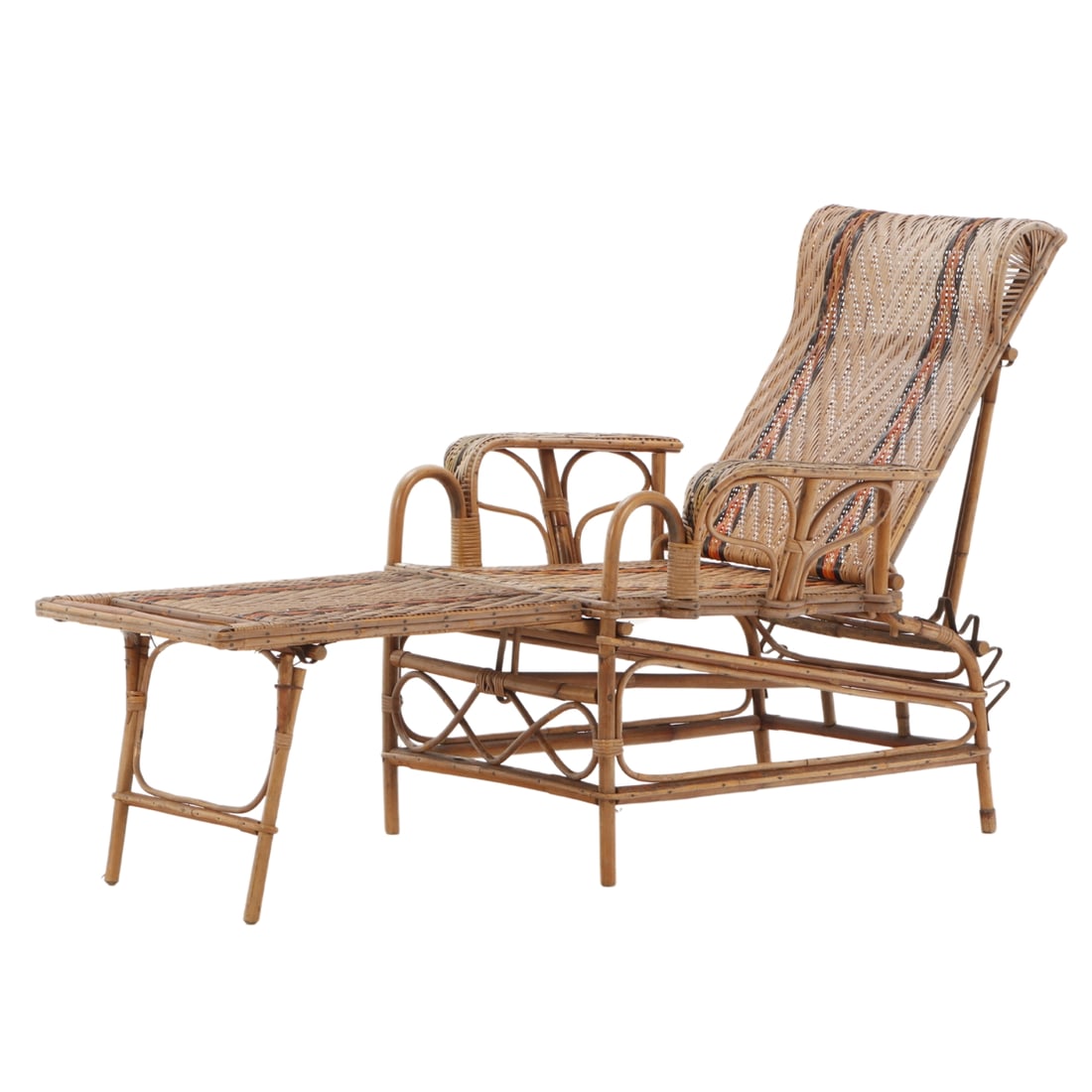 FRENCH RATTAN CHAISE LOUNGE WITH ADJUSTABLE BACK C 1920. (1 of 8)