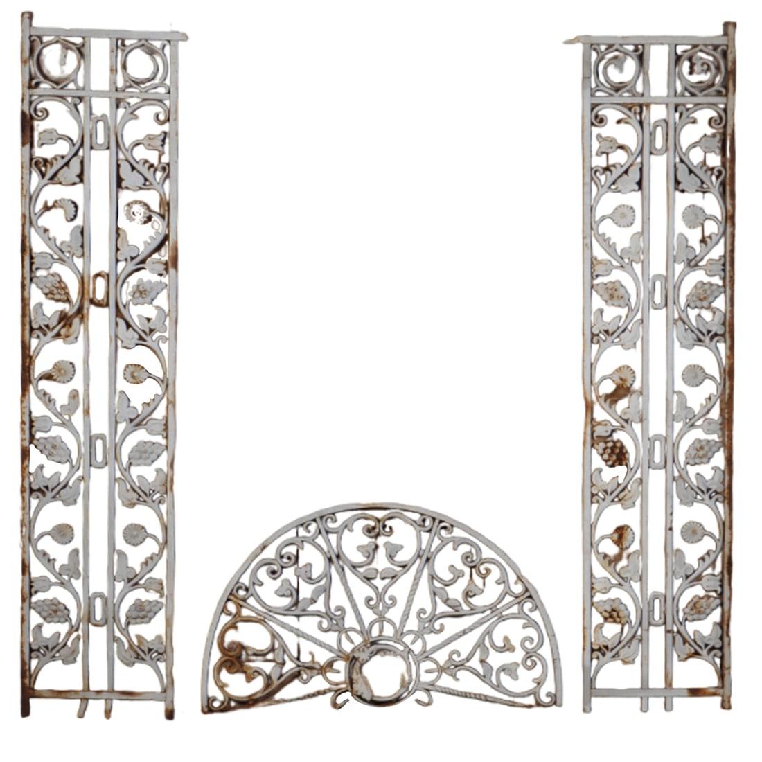 THREE PEICE LOT OF CAST IRON WITH GRAPE MOTIF.: Three peice lot of cast iron with grape motif. Ht: 113" Wd: 88.5"