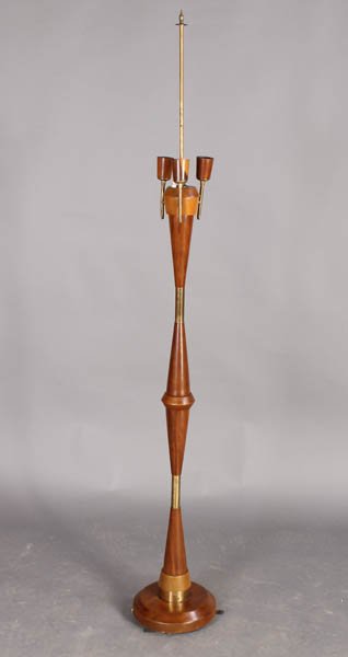 Mid century modern standing floor lamp: Mid century modern standing floor lamp with wood and brass construction circa 1960. Dimensions: Ht: 68"
