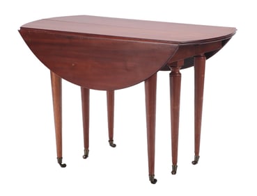 MAHOGANY DROP LEAF TABLE C 1940. TOP EXTENDS AN