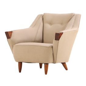 UPHOLSTERED LOUNGE CHAIR IN THE MANNER OF GIO PONTI C 1950 HAVING NEW FABRIC.