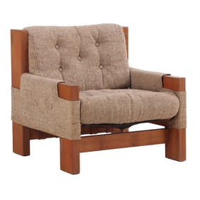 SUBSTANTIAL SOLID ELM UPHOLSTERED LOUNGE CHAIR BY MAISON REGAIN C 1970 HAVING LEATHER STRAPS TO