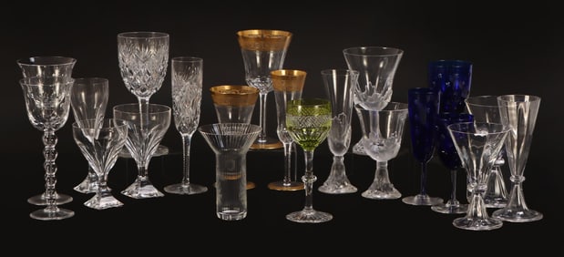 22 PCS ST LOUIS CRYSTAL STEMWARE IN VARIOUS PATTERNS C. 1990S