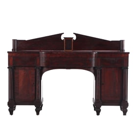 AMERICAN EMPIRE SIDEBOARD HAVING DOUBLE PEDESTAL CABINETS WITH COLUMNS AND CARVED CAPITALS, CENTER