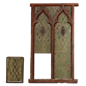 FIVE MATCHING GOTHIC STYLE MONASTERY LEADED GLASS WINDOWS IN OAK FRAMES C 1900. EACH HAVING A SMALL