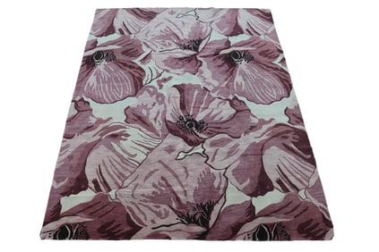 A MODERN RUG HAVING FLORAL PATTERN. 8'10" X 11'9"