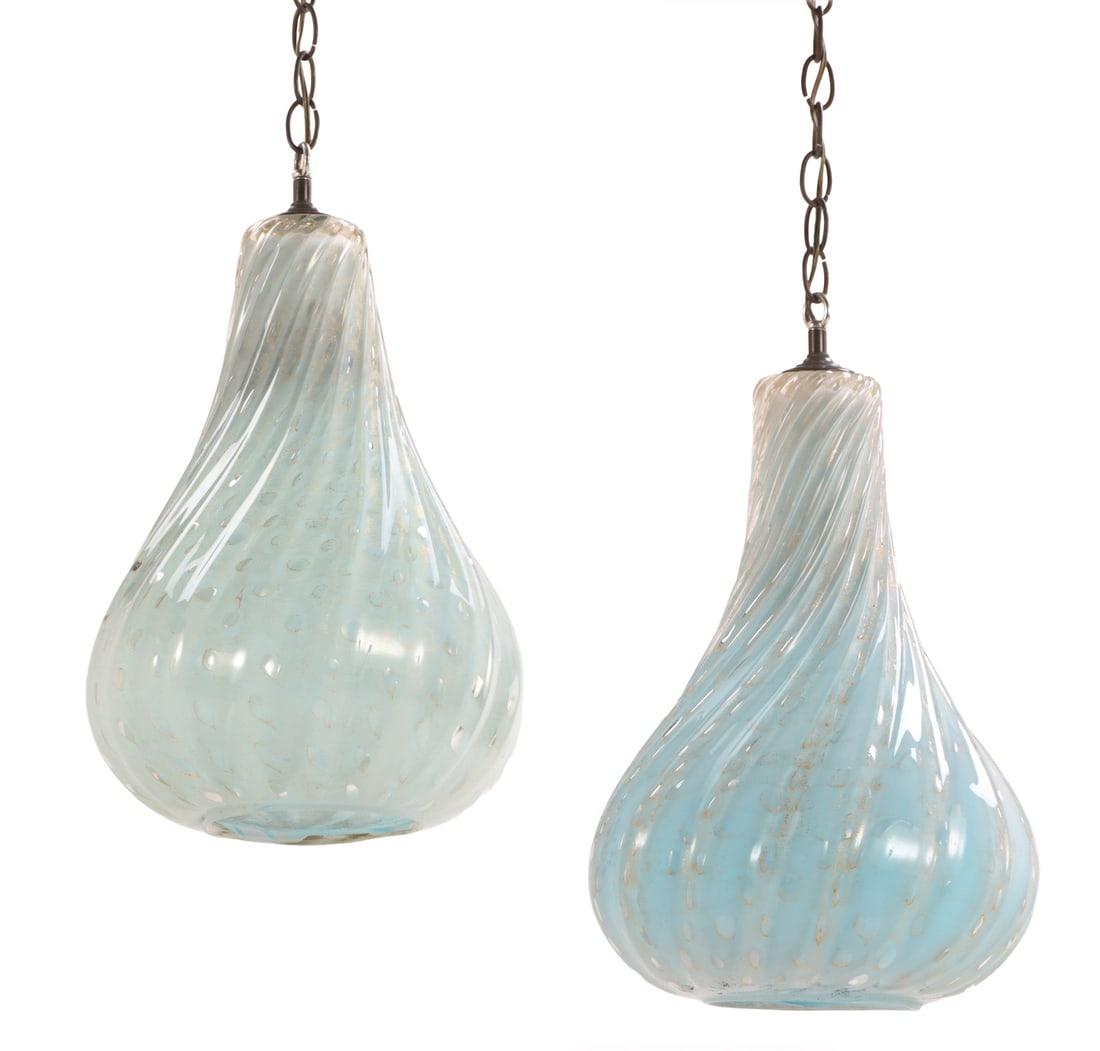 TWO MURANO GLASS PENDANT LIGHTS C 1950. (1 of 8)