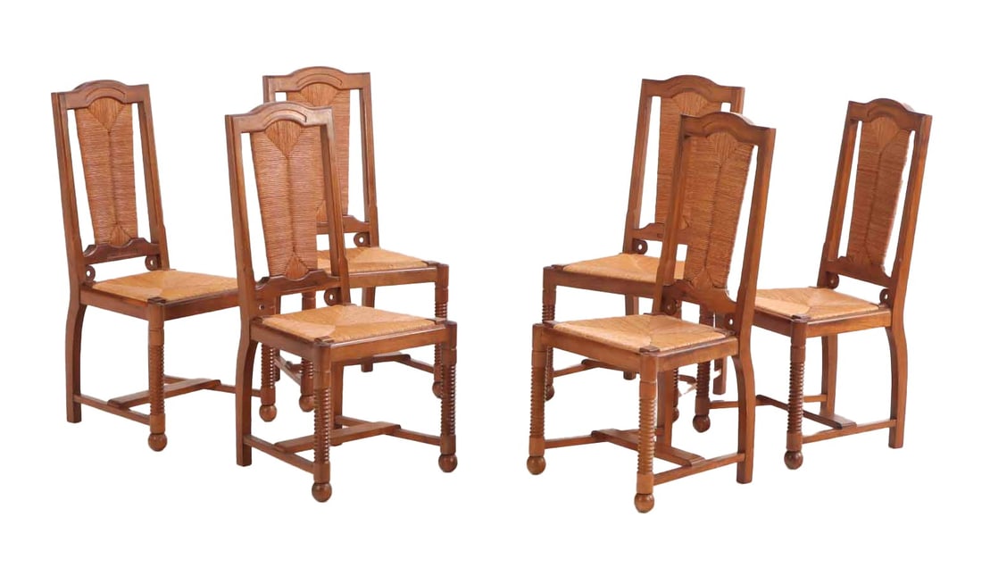 SIX FRENCH MAHOGANY DINING ROOM CHAIRS HAVING RUSH SEATS AND BACKS RESTING ON TURNED LEGS C 1940 IN (1 of 6)