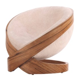 A BENTWOOD UPHOLSTERED LOUNGE CHAIR UPHOLSTERED IN A BOUCLE TYPE FABRIC.
