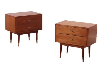 PAIR MAHOGANY NIGHT STANDS C 1950, ONE HAVING A DOOR AND ONE HAVING TWO DRAWERS.