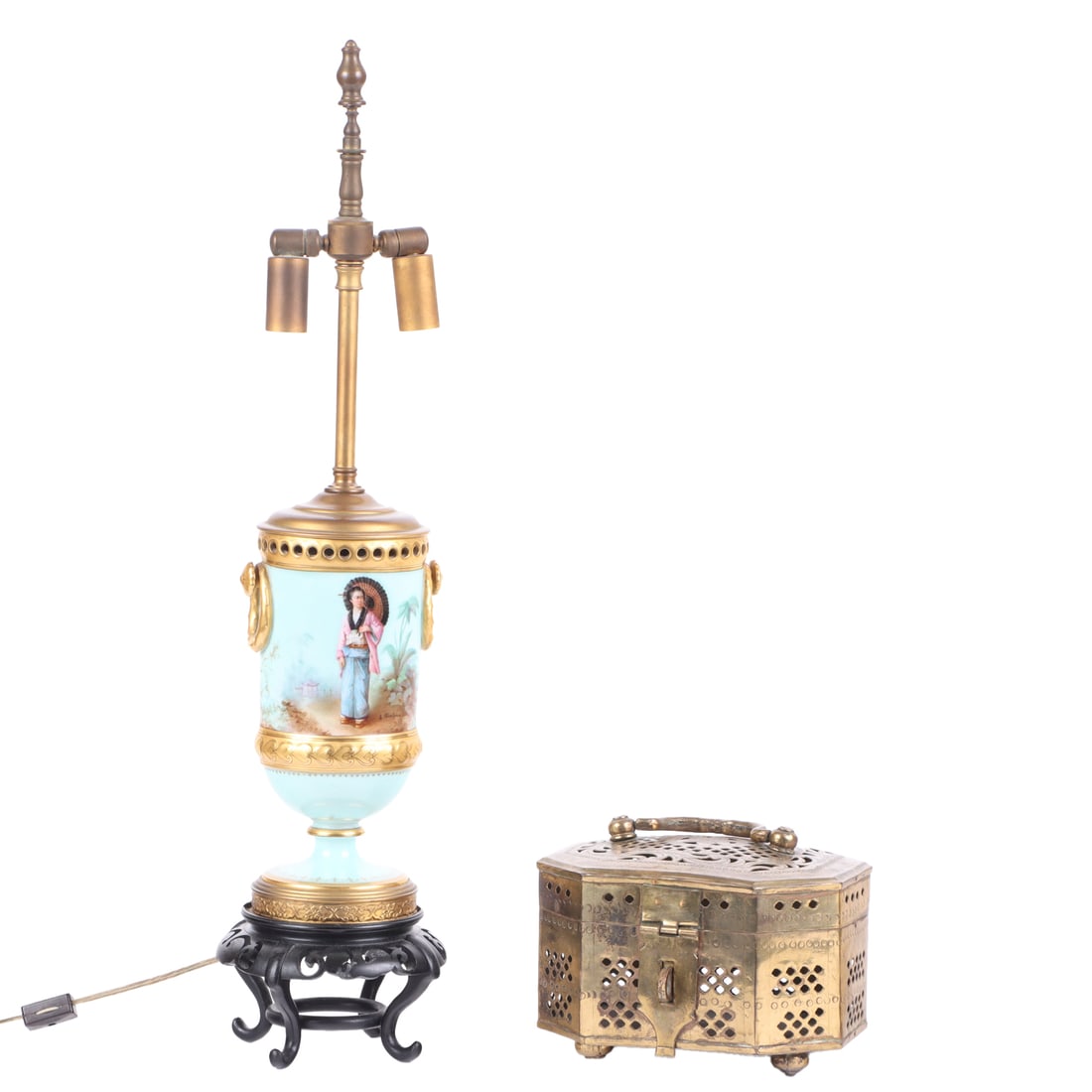 FRENCH PORCELAIN CHINOSERIE TABLE LAMP WITH HANDPAINTED FIGURE OF ASIAN WOMAN, SIGNED L. (1 of 7)