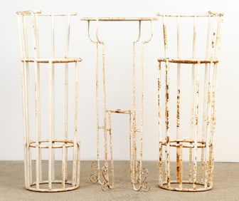 FRENCH THREE PIECE PAINTED IRON BISTRO SET IN THE MANNER OF JEAN ROYERE C 1960.