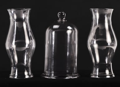 A LOT OF THREE ANTIQUE GLASS OBJECTS INCLUDING A PAIR OF HURRICANE SHADES AND A GLASS CLOCHE.