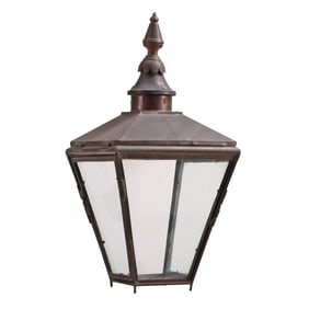 A LARGE EARLY 20TH CENTURY ENGLISH COPPER LANTERN.