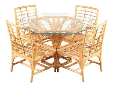 A SET OF FIVE BAMBOO AND GLASS DECK SET HAVING NATURALISTIC FOLIATE DECORATION.