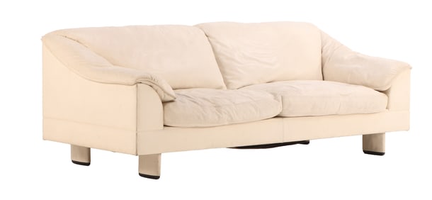 ITALIAN WHITE LEATHER SOFA LABELED POLTRONA FRAU.