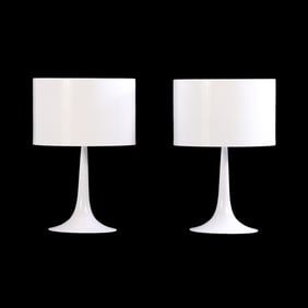 PAIR MODERN TULIP BASED TABLE LAMPS, WHITE ENAMELED BASES IN THE MANNER OF EERO SAARINEN WITH
