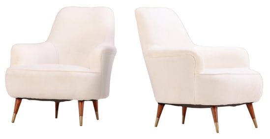 PAIR OF UPHOLSTERED ITALIAN LOUNGE CHAIRS IN THE MANNER OF GIO PONTI C 1950 HAVING NEW FABRIC.