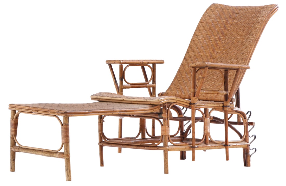 FRENCH RATTAN CHAISE LOUNGE WITH TUCKAWAY FOOT REST C 1920. (1 of 9)