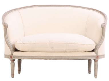 PAINTED GREY FRENCH LOUIS XVI STYLE SETTEE C 1910 WITH RECENT FABRIC.
