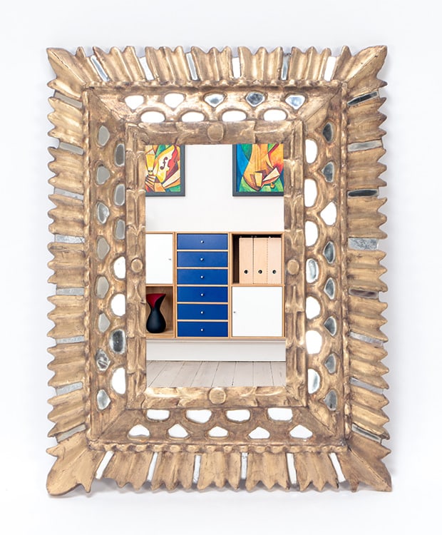 CARVED AND GILTWOOD MIRROR C.1960 (1 of 4)