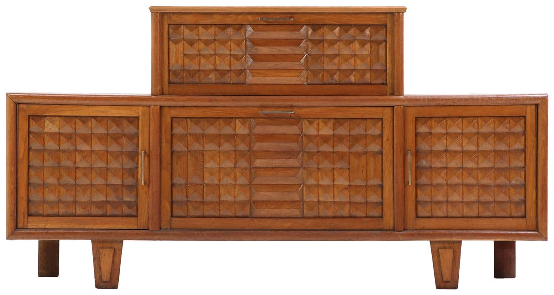 FRENCH OAK BAR CABINET HAVING CENTRAL  LIFT LID AND FALL FRONT DOOR FLANKED BY DOORS C 1940 IN THE (1 of 7)