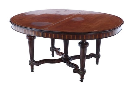 FRENCH MAHOGANY BANQUET TABLE C 1900 WITH INLAID SKIRT. EXTENDS TO 15'